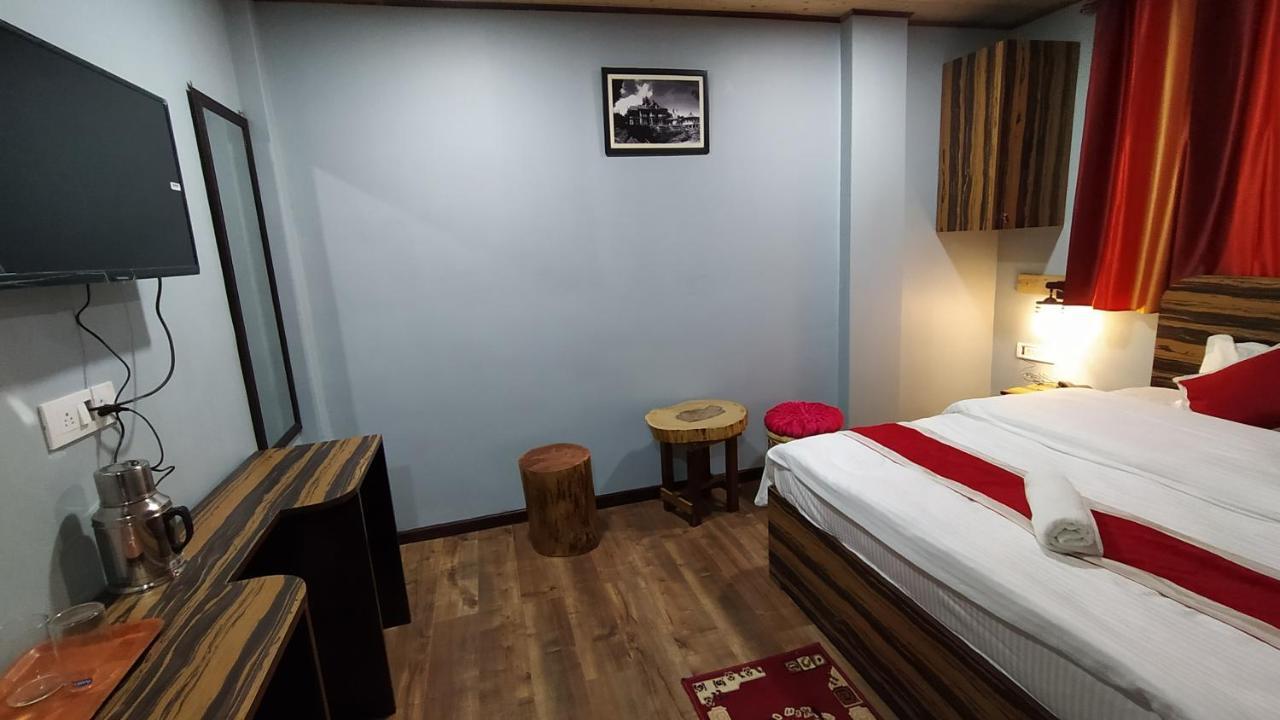 Svr Inn Дарджилинг Екстериор снимка